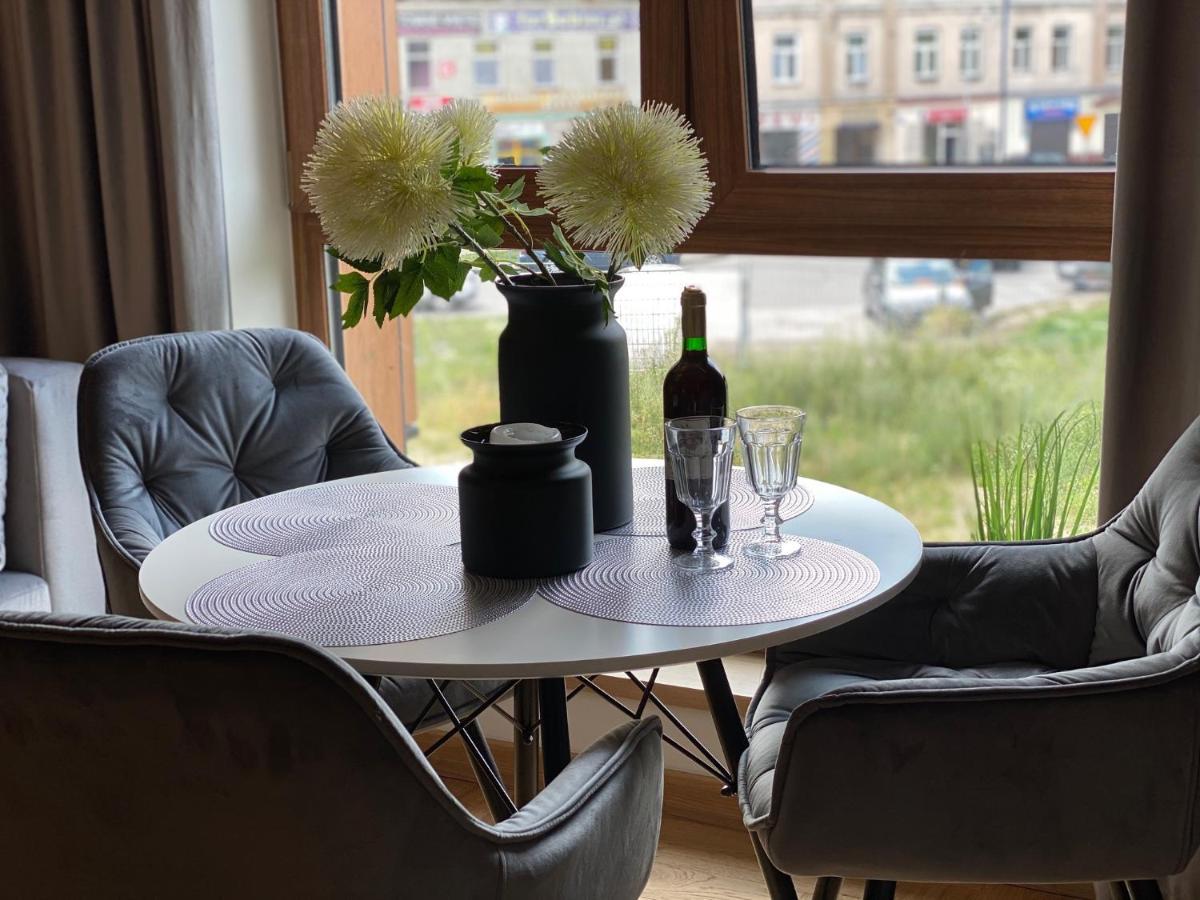 Family & Business Elegant Apartments Ventus IX Wiekow- Centrum Downtown New! Kielce Exterior foto